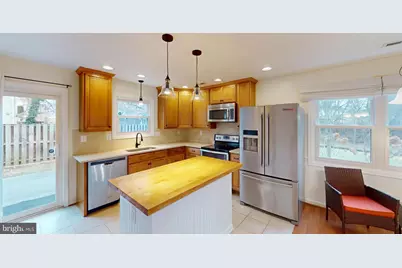 8576 Adamson Street, Manassas, VA 20110 - Photo 9