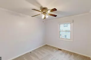 8576 Adamson St, Manassas, VA 20110 - Photo 17