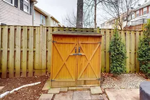 8576 Adamson St, Manassas, VA 20110 - Photo 25