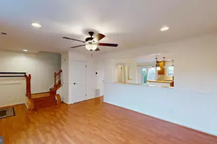 8576 Adamson St, Manassas, VA 20110 - Photo 5