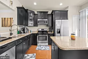 8883 Cherry St, Manassas, VA 20110 - Photo 9
