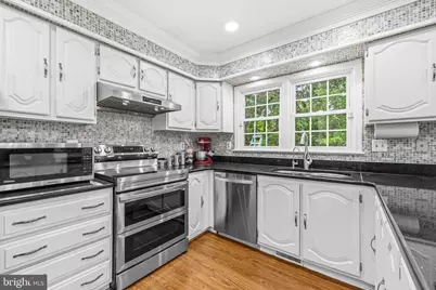 9705 Zimbro Avenue, Manassas, VA 20110 - Photo 17