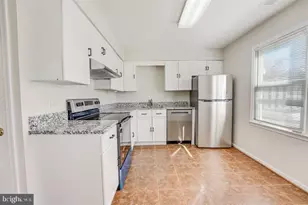 9158 Kershaw Ct, Manassas, VA 20110 - Photo 5