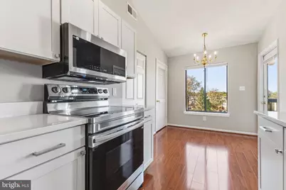 9563 Battery Heights Boulevard #404, Manassas, VA 20110 - Photo 17