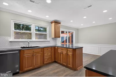 8753 Country Lane, Manassas, VA 20110 - Photo 17