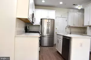 9508 Walker Way, Manassas Park, VA 20111 - Photo 5