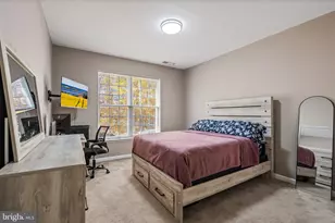9720 Holmes Pl, Manassas Park, VA 20111 - Photo 19