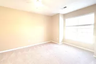 9710 Handerson Pl, Manassas Park, VA 20111 - Photo 37
