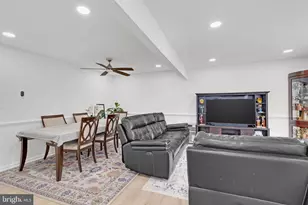 9242 Jessica Dr, Manassas Park, VA 20111 - Photo 3