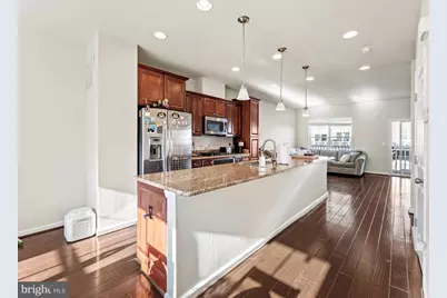 9002 Phita Lane, Manassas Park, VA 20111 - Photo 3