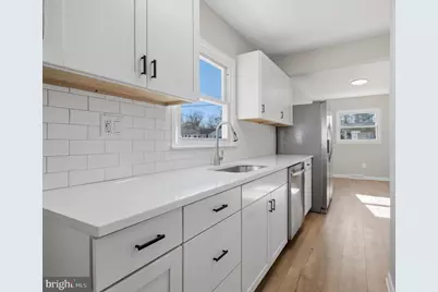 188 Holden Drive, Manassas Park, VA 20111 - Photo 17