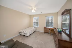 9309 E Carondelet Dr, Manassas Park, VA 20111 - Photo 45
