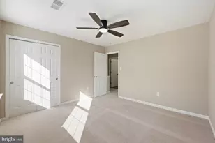 9231 Stephanie St, Manassas Park, VA 20111 - Photo 35