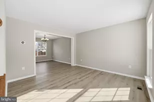 9231 Stephanie St, Manassas Park, VA 20111 - Photo 7