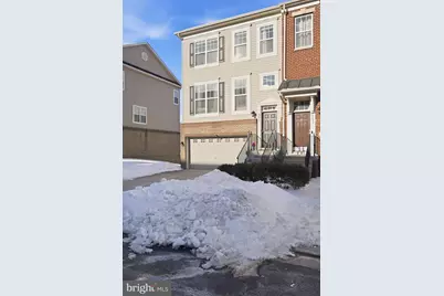 9052 Isabel Lane, Manassas Park, VA 20111 - Photo 5