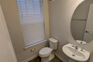 610 Percy Pl, Manassas Park, VA 20111 - Photo 9