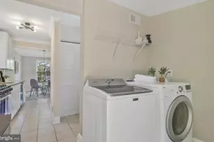 89 Meeker Ct, Manassas Park, VA 20111 - Photo 11