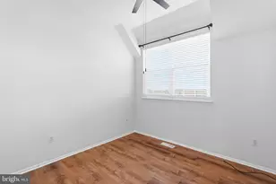 9534 Walker Way, Manassas Park, VA 20111 - Photo 19