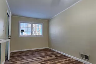 168 Martin Dr, Manassas Park, VA 20111 - Photo 5