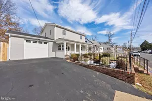 186 Lambert Dr, Manassas Park, VA 20111 - Photo 3