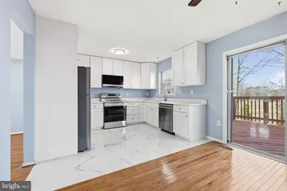 8516 Sandstone Way, Manassas Park, VA 20111 - Photo 7