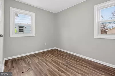 124 Polk Drive, Manassas Park, VA 20111 - Photo 7