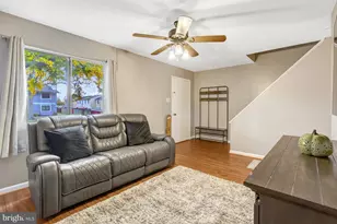8667 Madera Ct, Manassas Park, VA 20111 - Photo 5