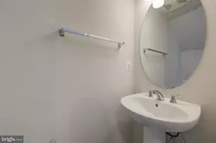 203 Park Central Ter, Manassas Park, VA 20111 - Photo 13