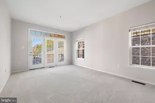 9599 Wigfall Way, Manassas Park, VA 20111 - Photo 11