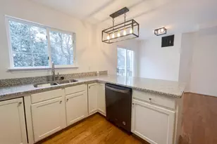 9228 Kristy Dr, Manassas Park, VA 20111 - Photo 17