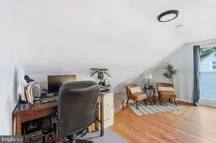 243 Kent Dr, Manassas Park, VA 20111 - Photo 17