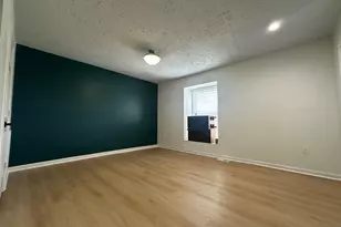 8282 White Pine Dr, Manassas Park, VA 20111 - Photo 13