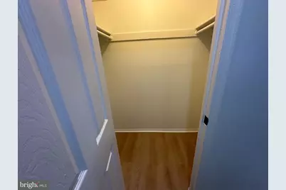 8282 White Pine Drive, Manassas Park, VA 20111 - Photo 15