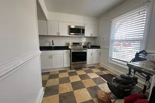 8282 White Pine Dr, Manassas Park, VA 20111 - Photo 3