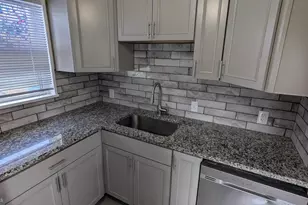 153 Polk Dr, Manassas Park, VA 20111 - Photo 3