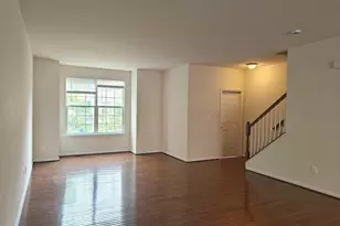 9097 Belo Gate Dr, Manassas Park, VA 20111 - Photo 5