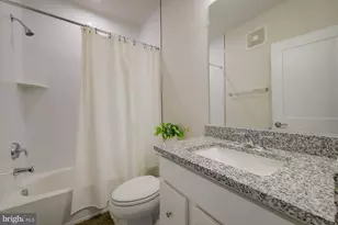 203 Park Central Ter, Manassas Park, VA 20111 - Photo 23