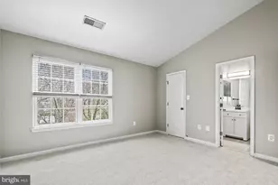 328 Moseby Ct, Manassas Park, VA 20111 - Photo 15