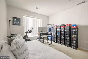 9712 Handerson Pl, Manassas Park, VA 20111 - Photo 17