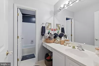 9411 Primrose Lane, Manassas Park, VA 20111 - Photo 29