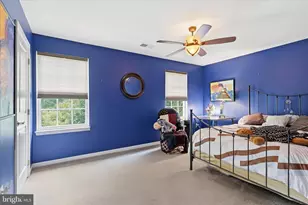 9411 Primrose Ln, Manassas Park, VA 20111 - Photo 27