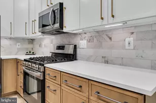 9816 Pickens Pl, Manassas Park, VA 20111 - Photo 3