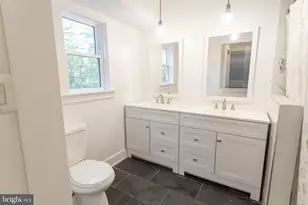 157 Manassas Dr, Manassas Park, VA 20111 - Photo 9