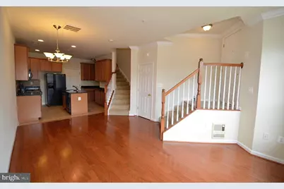 9612 Wigfall Way, Manassas Park, VA 20111 - Photo 7