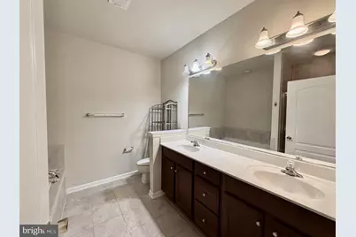 9720 Holmes Place #403, Manassas Park, VA 20111 - Photo 13