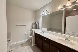 9720 Holmes Pl, Manassas Park, VA 20111 - Photo 13