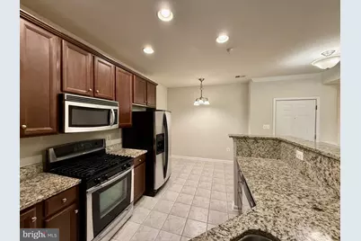 9720 Holmes Place #403, Manassas Park, VA 20111 - Photo 3