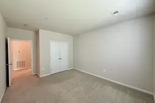 9720 Holmes Pl, Manassas Park, VA 20111 - Photo 15