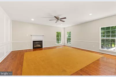 9201 Golf Court, Manassas Park, VA 20111 - Photo 21