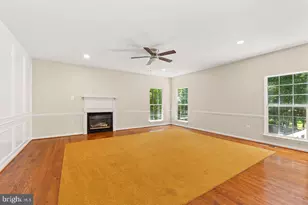 9201 Golf Ct, Manassas Park, VA 20111 - Photo 21